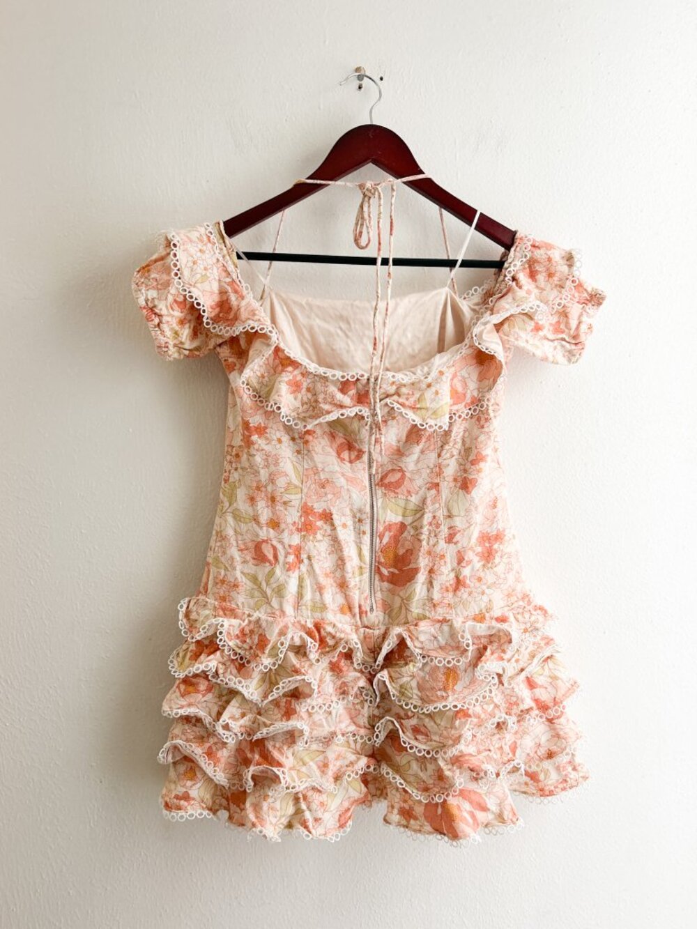 BARDOT Caitlyn Peach Floral Off-the-Shoulder Ruffle Tiered Mini Dress SZ M - Picture 6 of 9